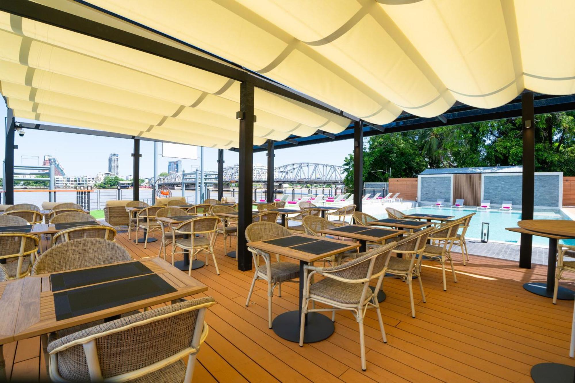 Glow Bangkok Riverside 外观 照片